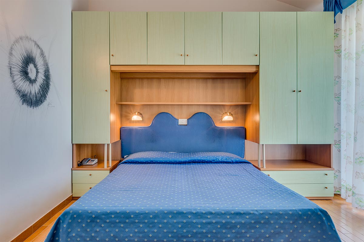 Elegance Family (DE)