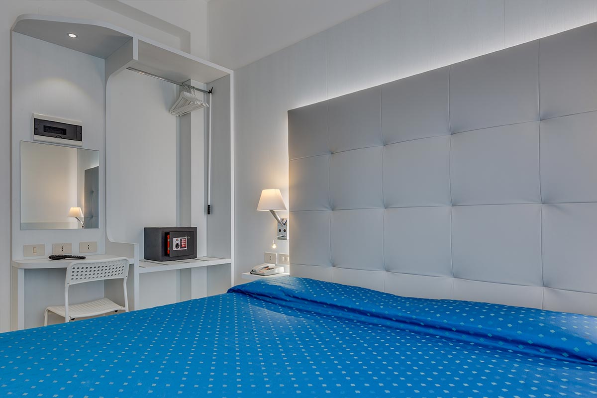 Elegance Living (DE)